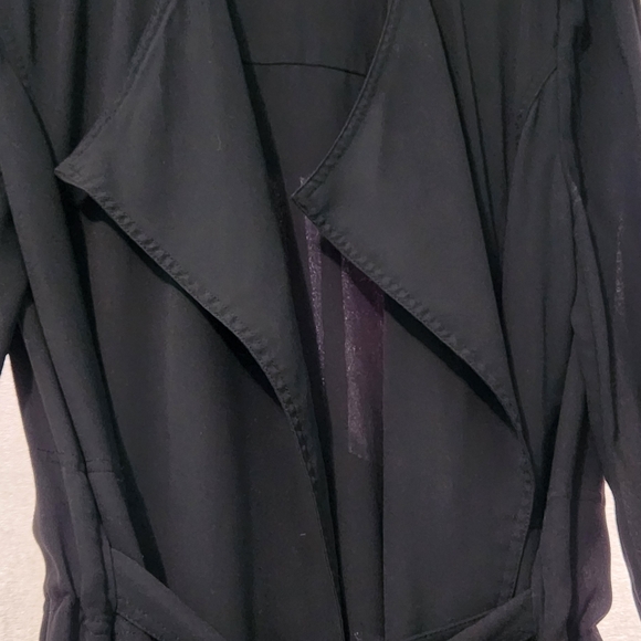 Aritzia Babaton Flowy Trench Jacket - Picture 3 of 3